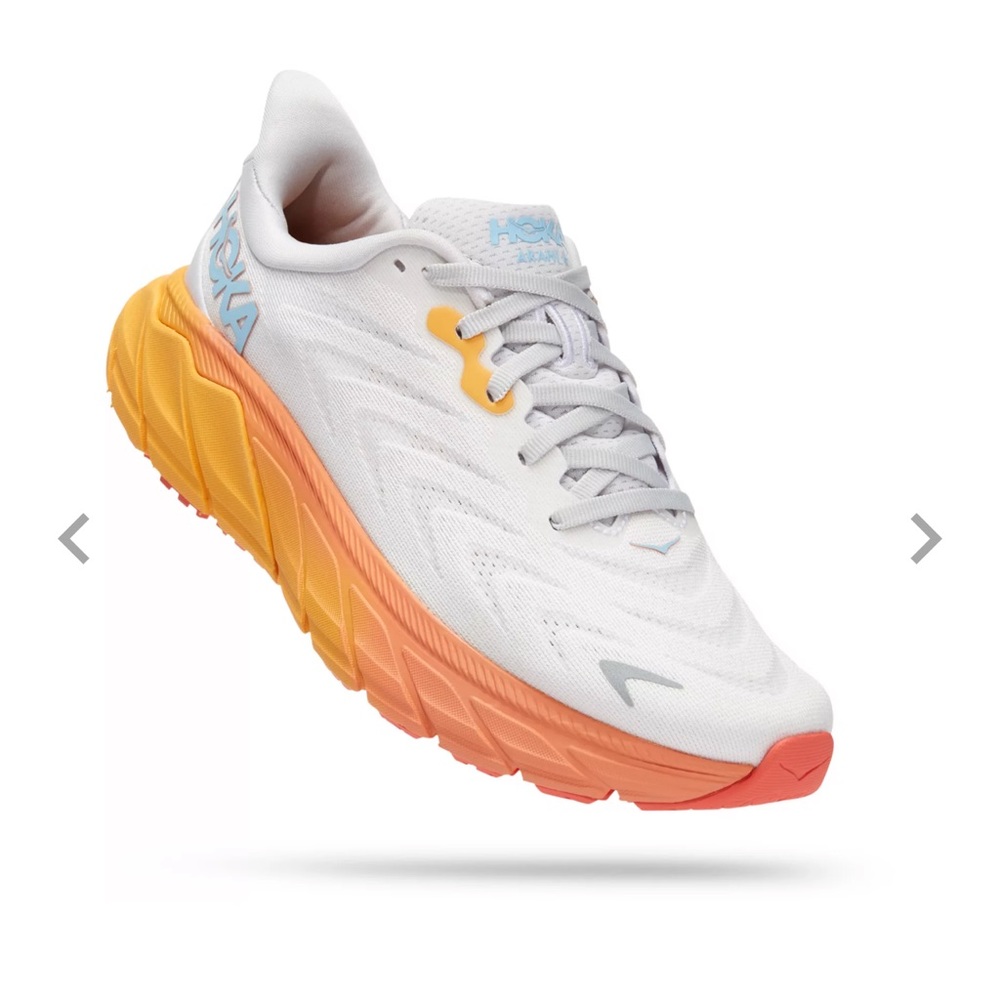 Hoka Arahi 6 Running Shoe